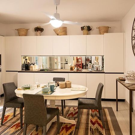 Guest House Antichi Ulivi มอนเดลโล ภายนอก รูปภาพ